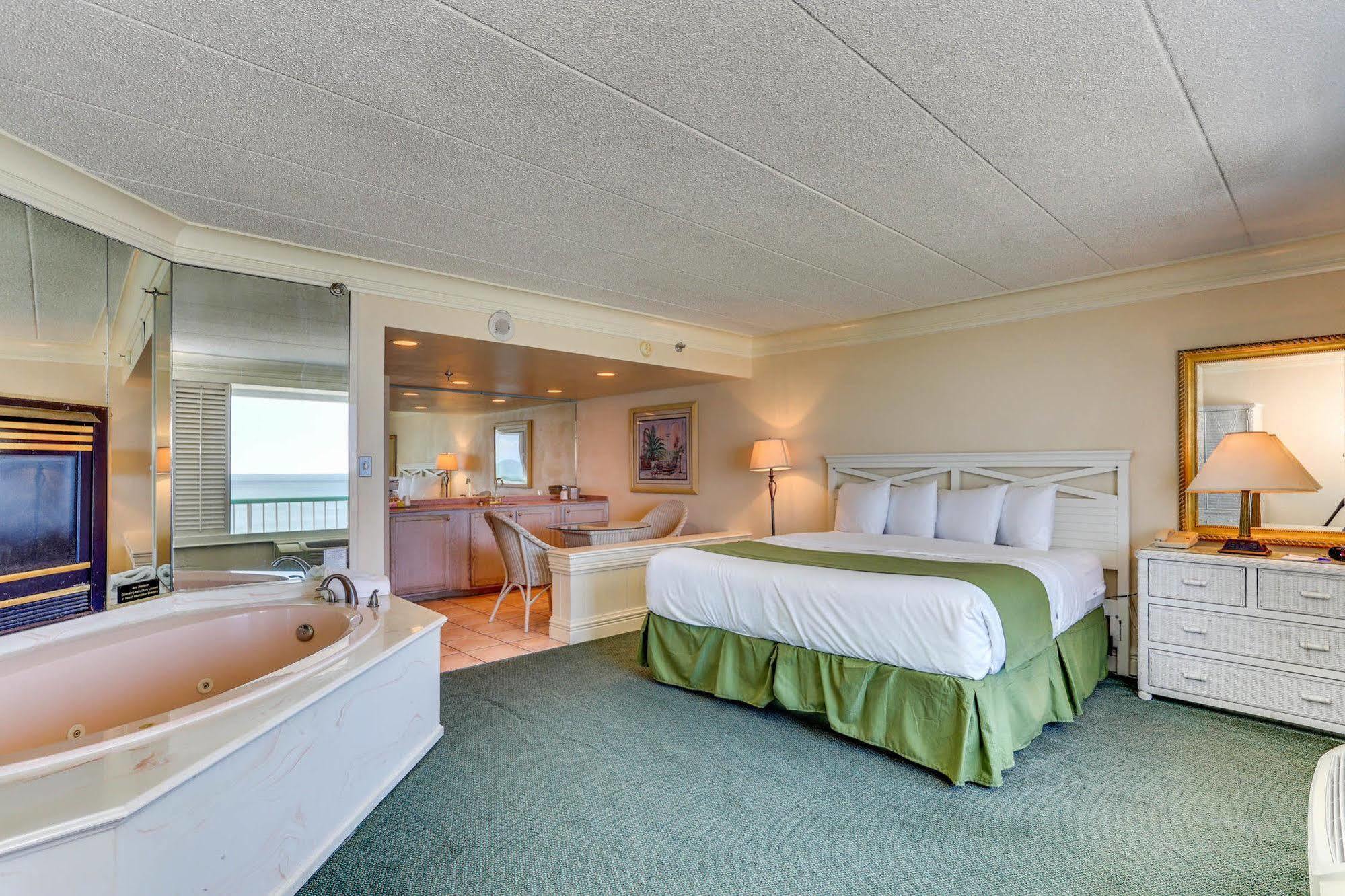Baymont By Wyndham Virginia Beach Oceanfront Екстер'єр фото